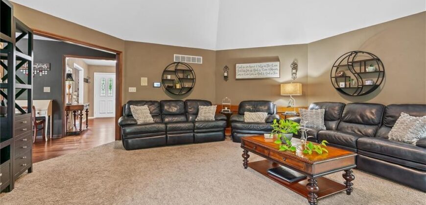 1402 Colony Drive, Kearney, MO 64060