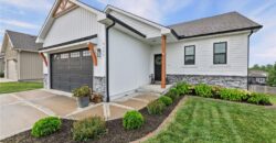 9600 N Lenox Place, Kansas City, MO 64154