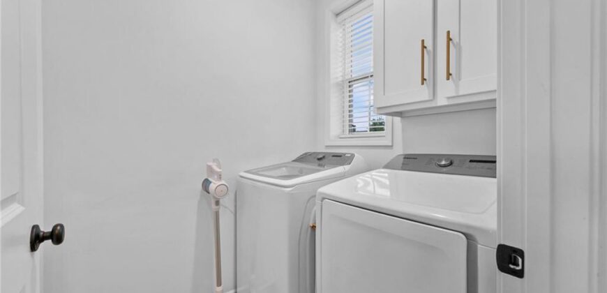 9600 N Lenox Place, Kansas City, MO 64154