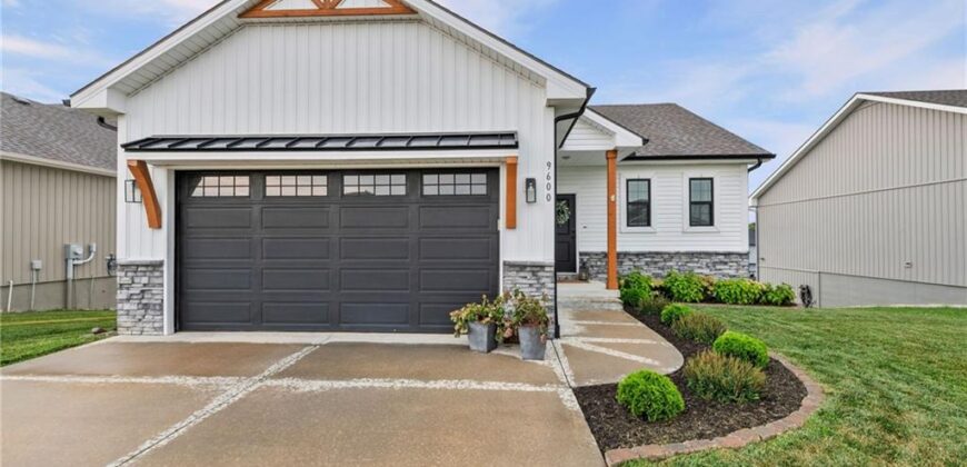 9600 N Lenox Place, Kansas City, MO 64154