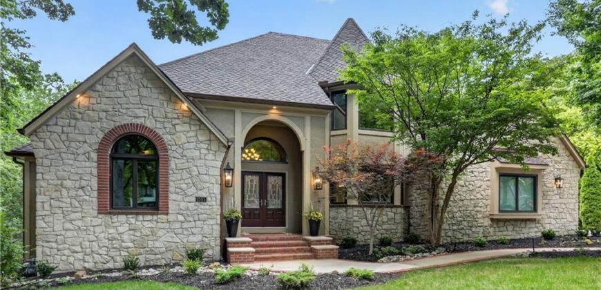 1305 NW 43rd Terrace, Kansas City, MO 64116