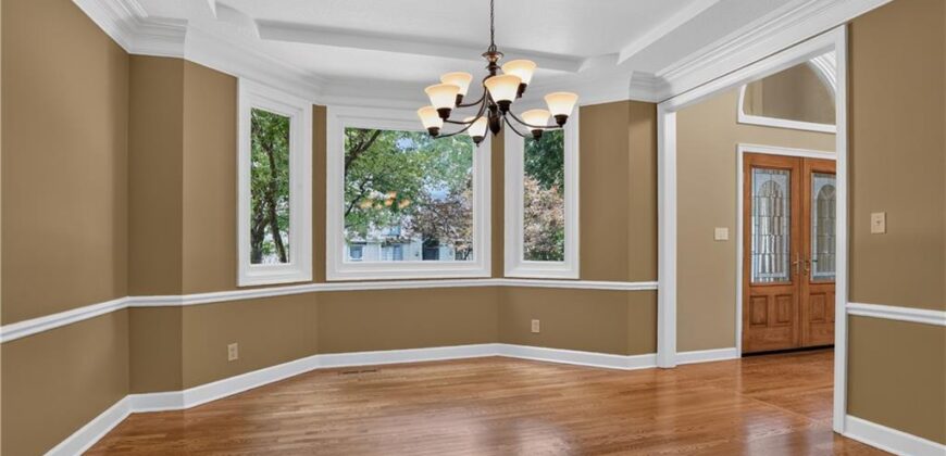 1305 NW 43rd Terrace, Kansas City, MO 64116