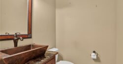 1305 NW 43rd Terrace, Kansas City, MO 64116