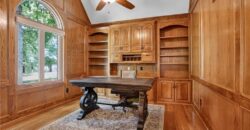 1305 NW 43rd Terrace, Kansas City, MO 64116