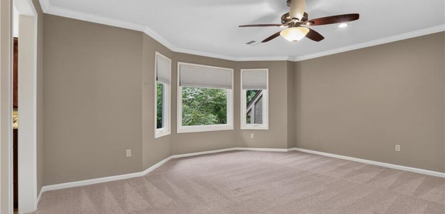 1305 NW 43rd Terrace, Kansas City, MO 64116