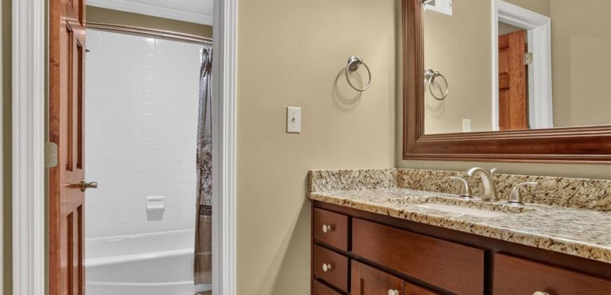 1305 NW 43rd Terrace, Kansas City, MO 64116