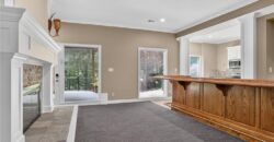 1305 NW 43rd Terrace, Kansas City, MO 64116
