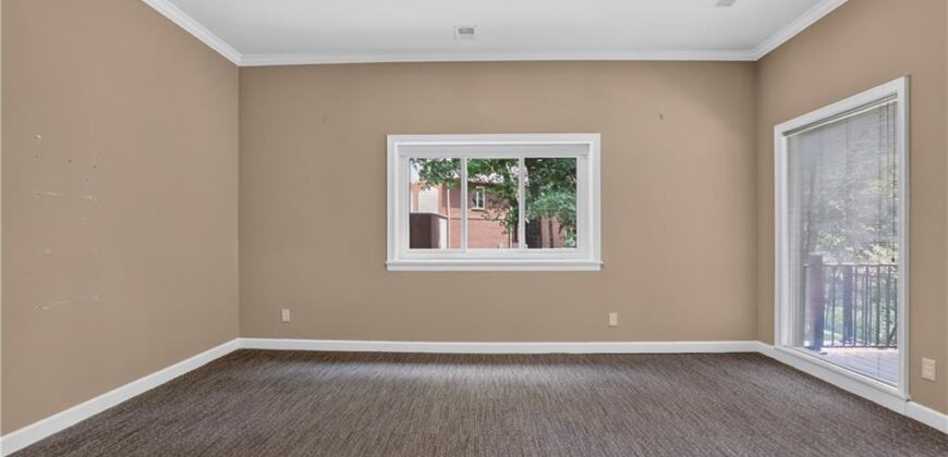 1305 NW 43rd Terrace, Kansas City, MO 64116