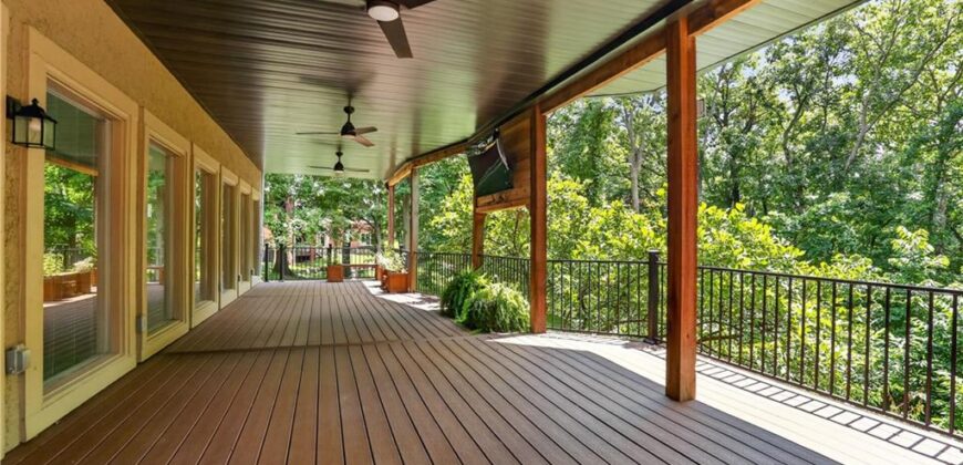 1305 NW 43rd Terrace, Kansas City, MO 64116