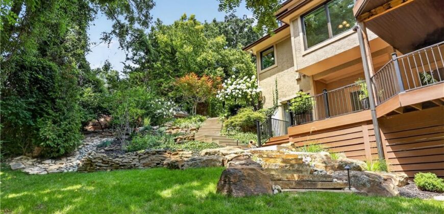 1305 NW 43rd Terrace, Kansas City, MO 64116