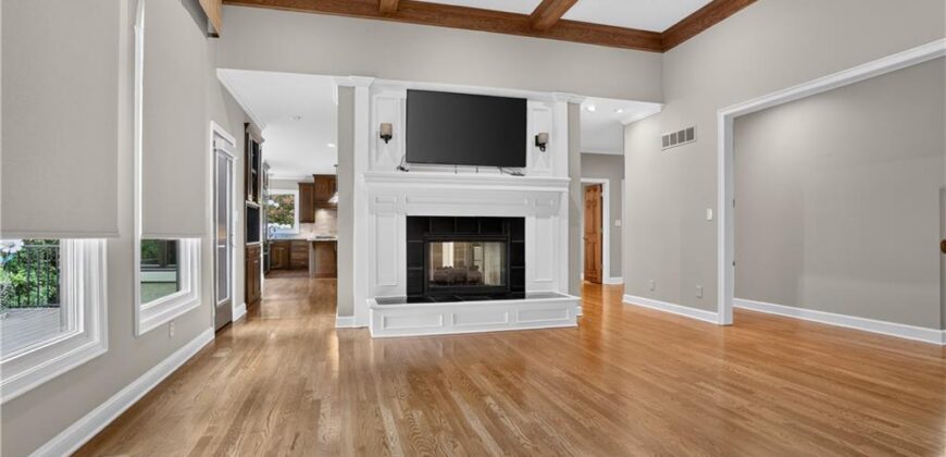 1305 NW 43rd Terrace, Kansas City, MO 64116