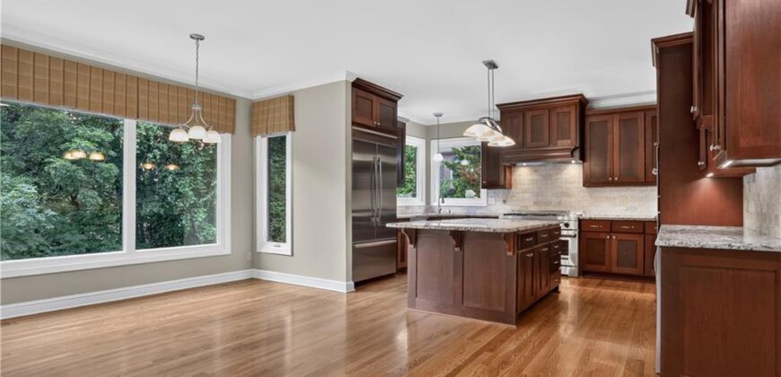 1305 NW 43rd Terrace, Kansas City, MO 64116