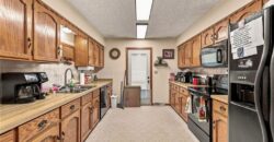 402 E 16th Street Circle, Kearney, MO 64060