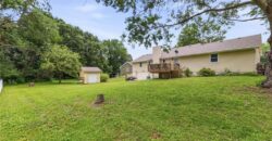 402 E 16th Street Circle, Kearney, MO 64060