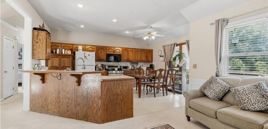10126 N Highland Terrace, Kansas City, MO 64155