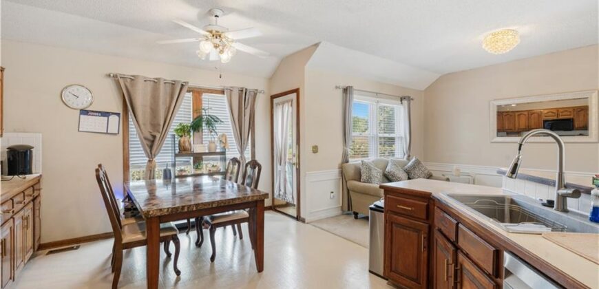 10126 N Highland Terrace, Kansas City, MO 64155