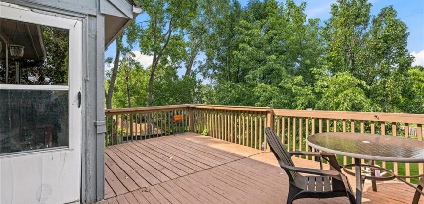 10126 N Highland Terrace, Kansas City, MO 64155