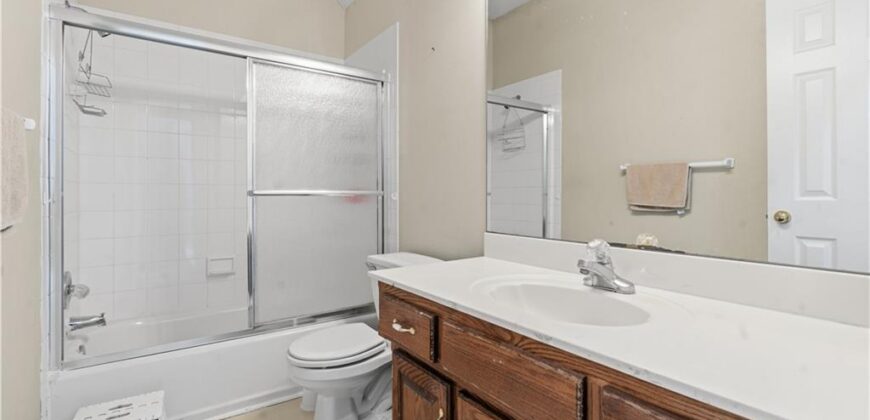 10126 N Highland Terrace, Kansas City, MO 64155