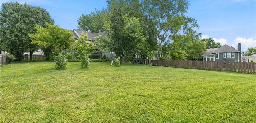 10126 N Highland Terrace, Kansas City, MO 64155