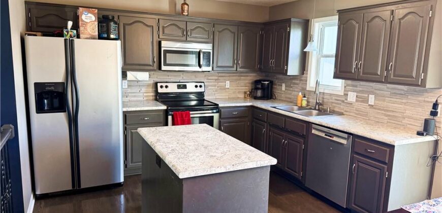8612 NE 72nd Terrace, Kansas City, MO 64158