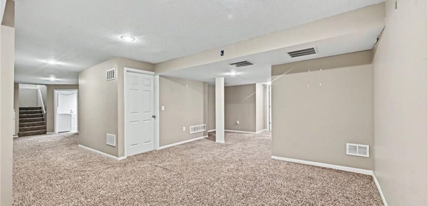 7216 NW 85th Street, Kansas City, MO 64153