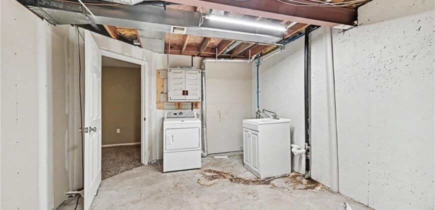 7216 NW 85th Street, Kansas City, MO 64153