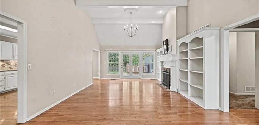 7216 NW 85th Street, Kansas City, MO 64153