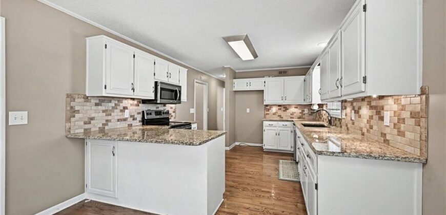 7216 NW 85th Street, Kansas City, MO 64153