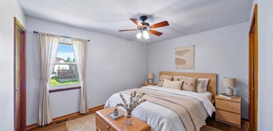 8806 NE 73rd Street, Kansas City, MO 64158