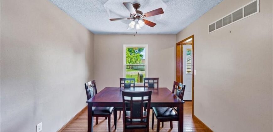 8806 NE 73rd Street, Kansas City, MO 64158