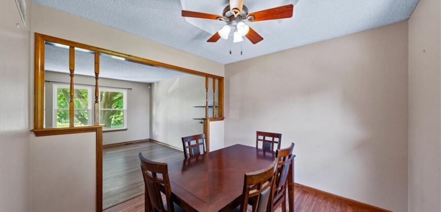 8806 NE 73rd Street, Kansas City, MO 64158