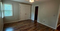 1437 Coventry Lane, Liberty, MO 64068
