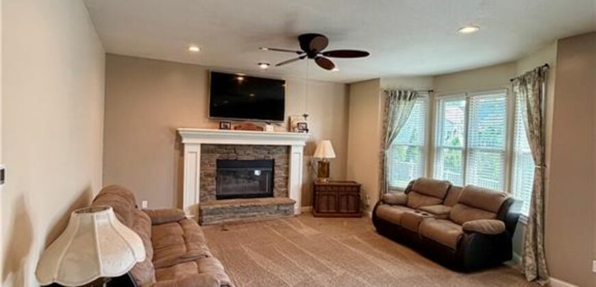 1437 Coventry Lane, Liberty, MO 64068