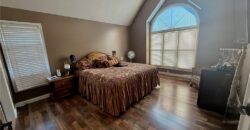 1437 Coventry Lane, Liberty, MO 64068