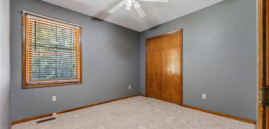 12639 NW Buck Creek Drive, Kansas City, MO 64152
