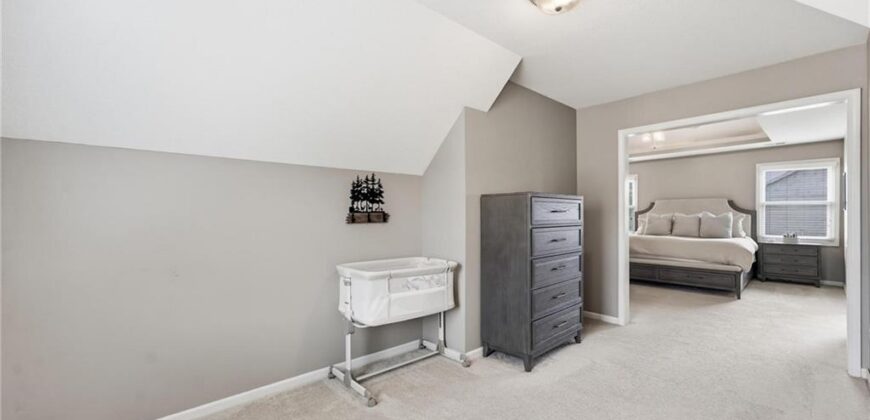 6190 N Nevada Avenue, Parkville, MO 64152