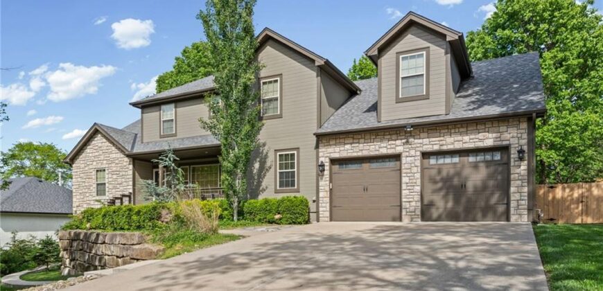 8119 NW Venita Street, Weatherby Lake, MO 64152
