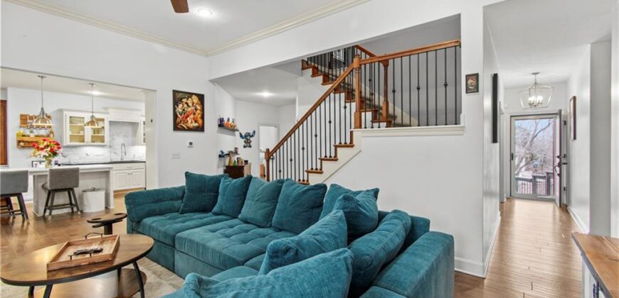 8119 NW Venita Street, Weatherby Lake, MO 64152