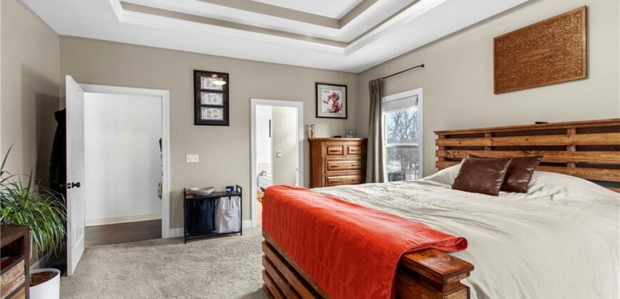 8119 NW Venita Street, Weatherby Lake, MO 64152