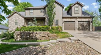 8119 NW Venita Street, Weatherby Lake, MO 64152