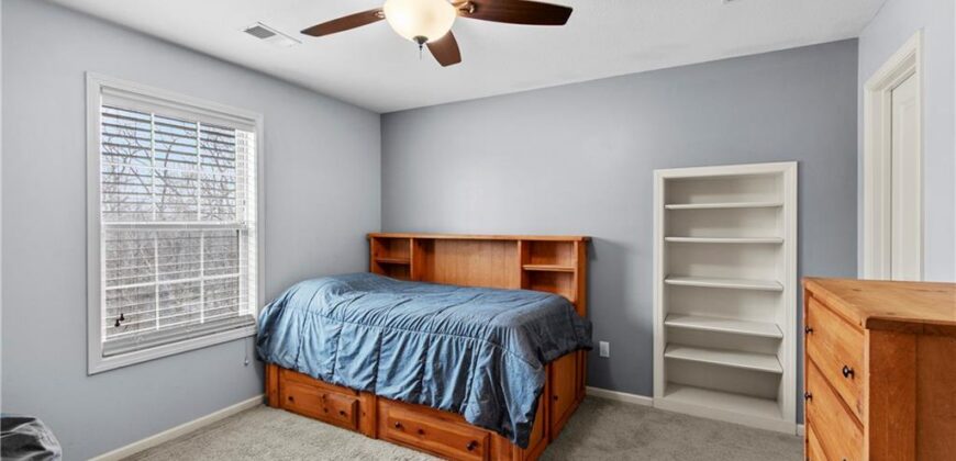 8119 NW Venita Street, Weatherby Lake, MO 64152