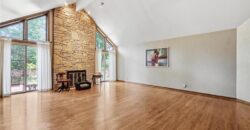 10 The Woodlands N/A, Gladstone, MO 64119