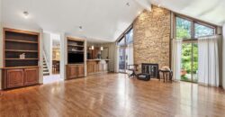 10 The Woodlands N/A, Gladstone, MO 64119