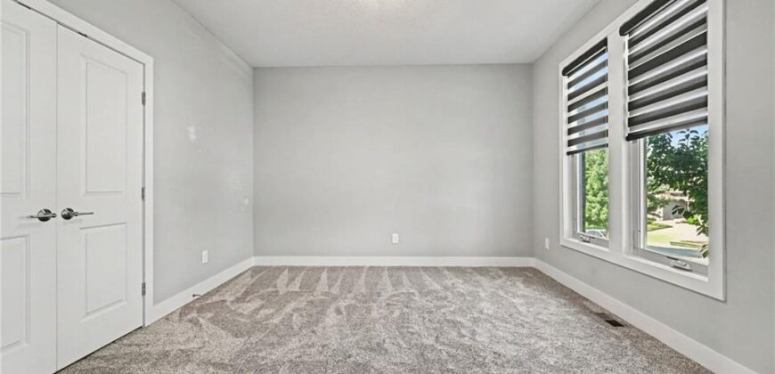 9543 N Kentucky Avenue, Kansas City, MO 64157
