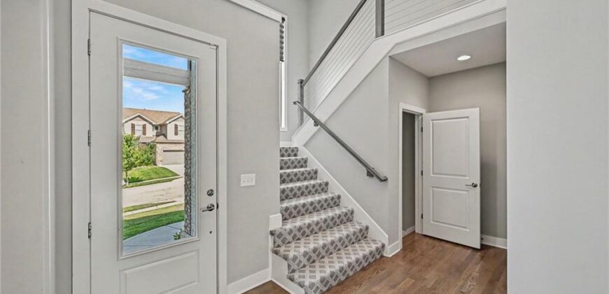 9543 N Kentucky Avenue, Kansas City, MO 64157