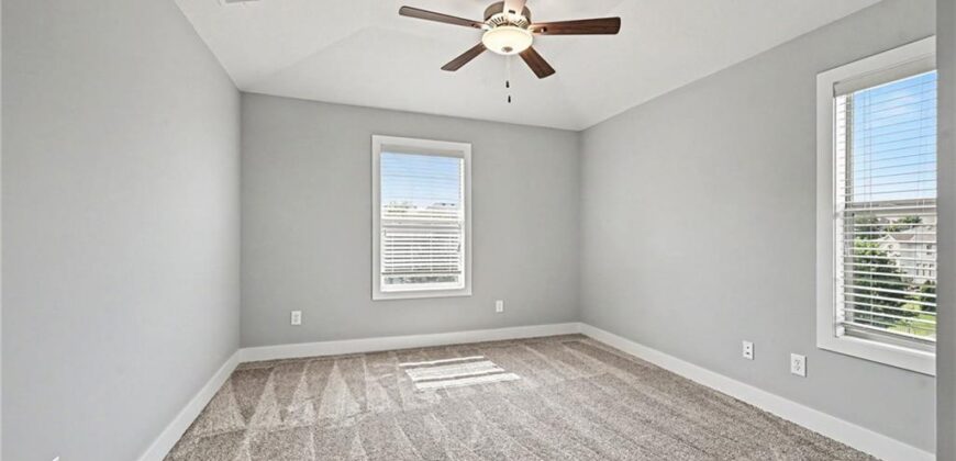 9543 N Kentucky Avenue, Kansas City, MO 64157