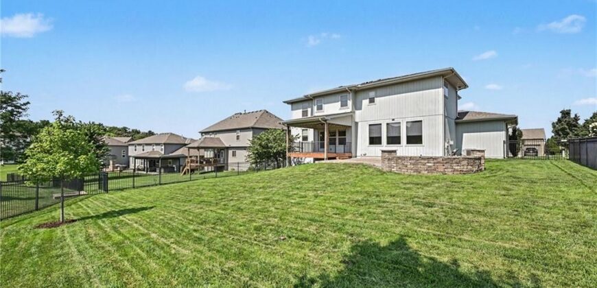 9543 N Kentucky Avenue, Kansas City, MO 64157