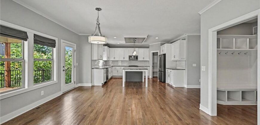 9543 N Kentucky Avenue, Kansas City, MO 64157