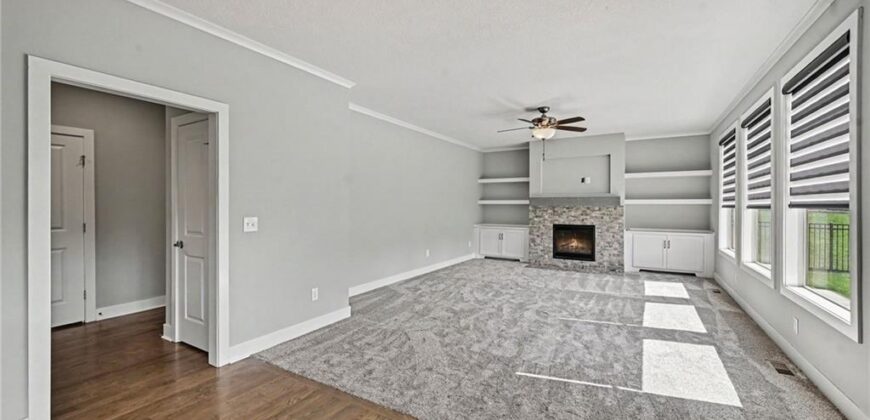 9543 N Kentucky Avenue, Kansas City, MO 64157
