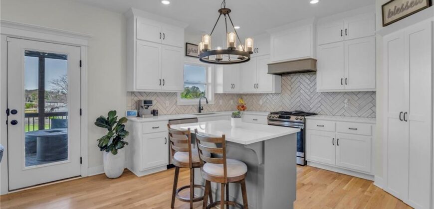 7904 N Spruce Avenue, Kansas City, MO 64119